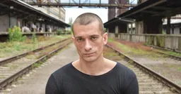 Франция намерена лишить акциониста Петра Павленского убежища